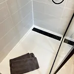 34 Independante Et Privee Avec Service De Navette En Supplement Apartment Bonlier