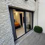 34 Indépendante Et Privée Avec Service De Navette Apartamento Bonlier