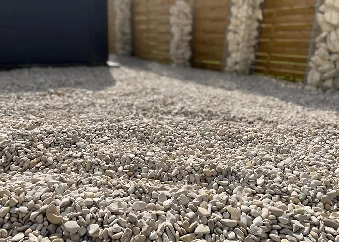 Apartament 34 Independante Et Privee Avec Service De Navette Bonlier